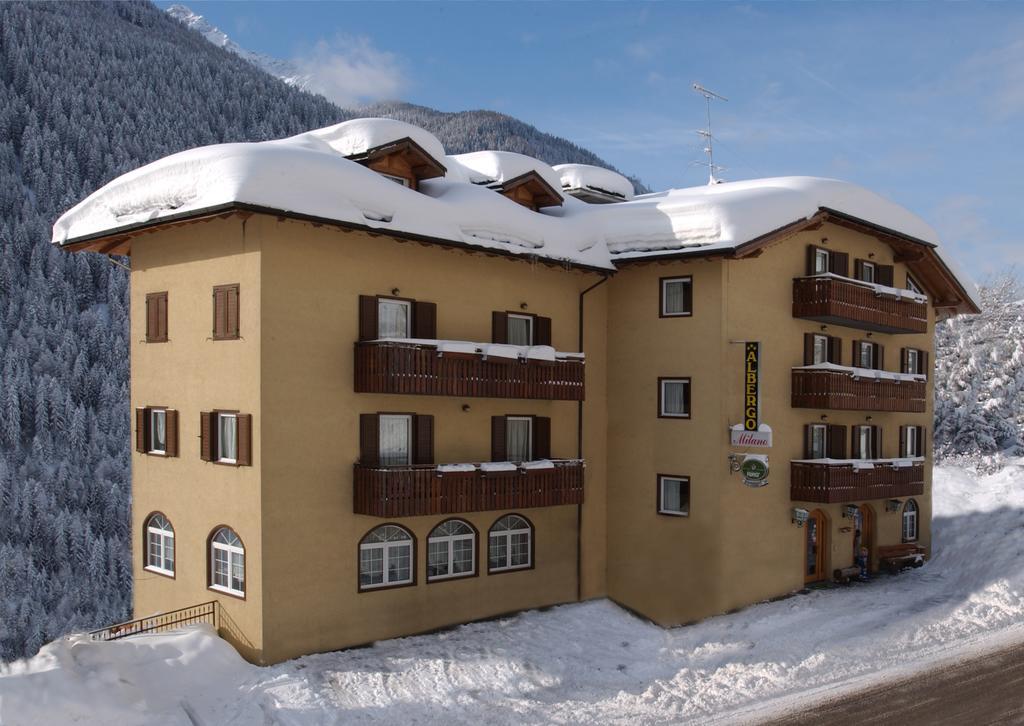 Hotel Ristorante Milano Vermiglio Kültér fotó